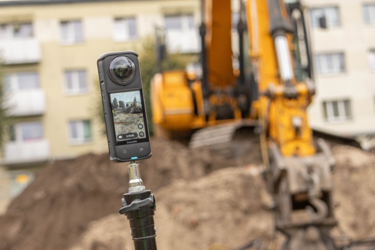 Paplašinātā realitāte izglītībā būvniecībā – Liepājā top mācību materiāli jaunā formātā