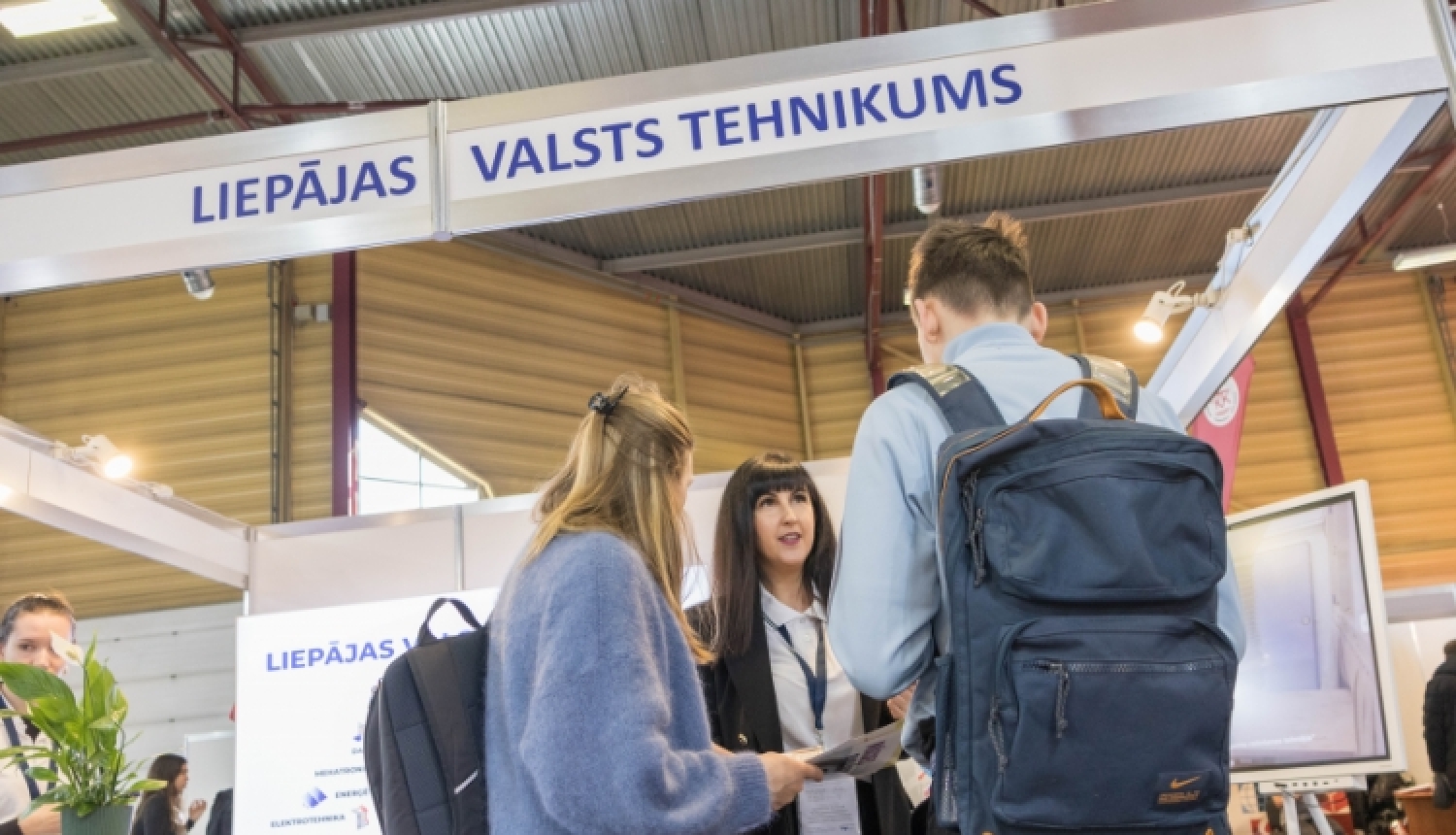 Liepājas Valsts tehnikums piedalās izstādē ''Skola 2026''